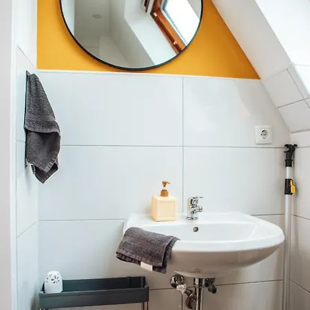 Central-living Yellow - Wifi - Netflix - *