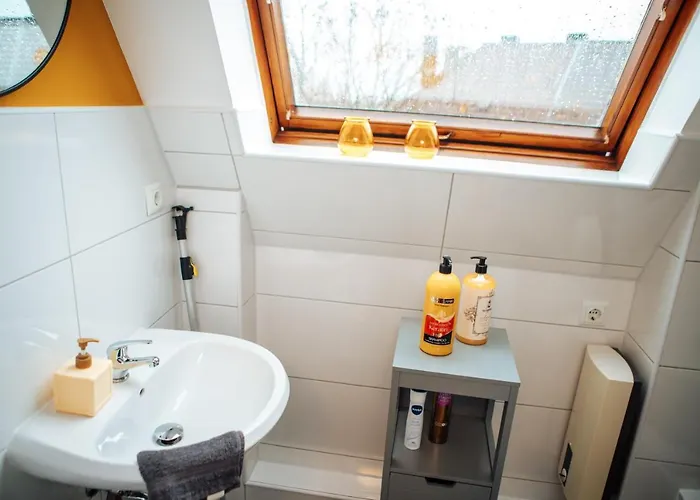 Central-living Yellow - Wifi - Netflix -